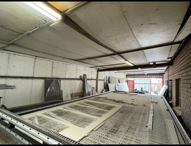 INDUSTRIAL PROPERTY TO RENT IN HENNOPSPARK